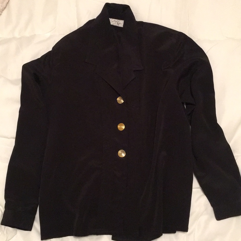 Goldbutton Blouse